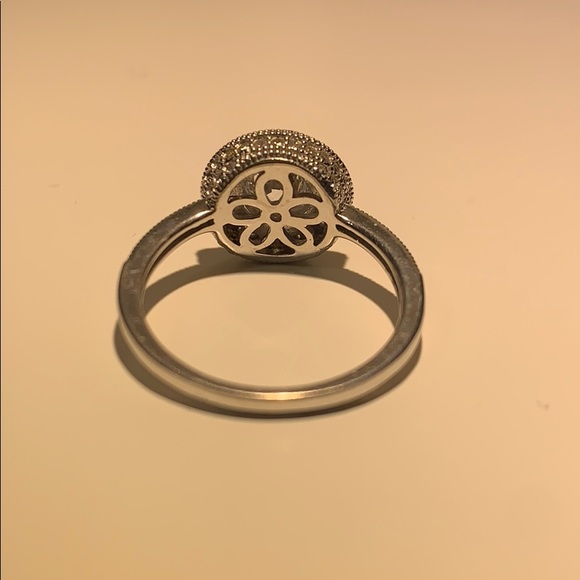 Halo Ring - Picture 8 of 9